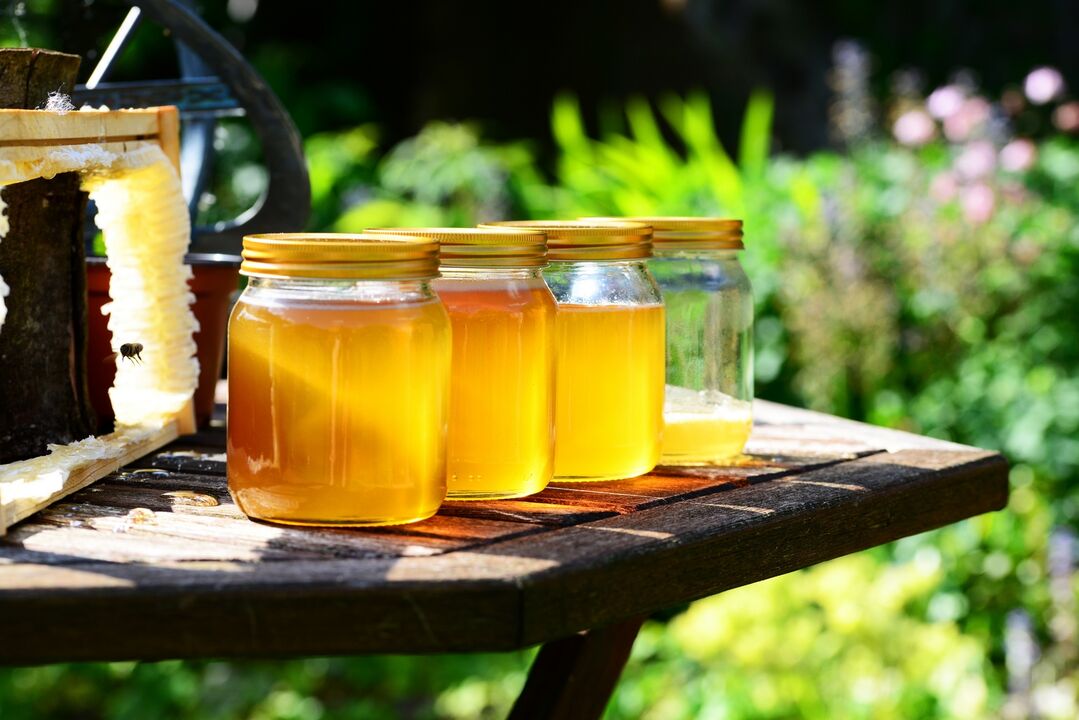 Honey for male potency