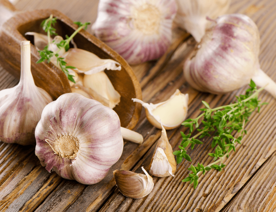 Remedy with garlic for potency